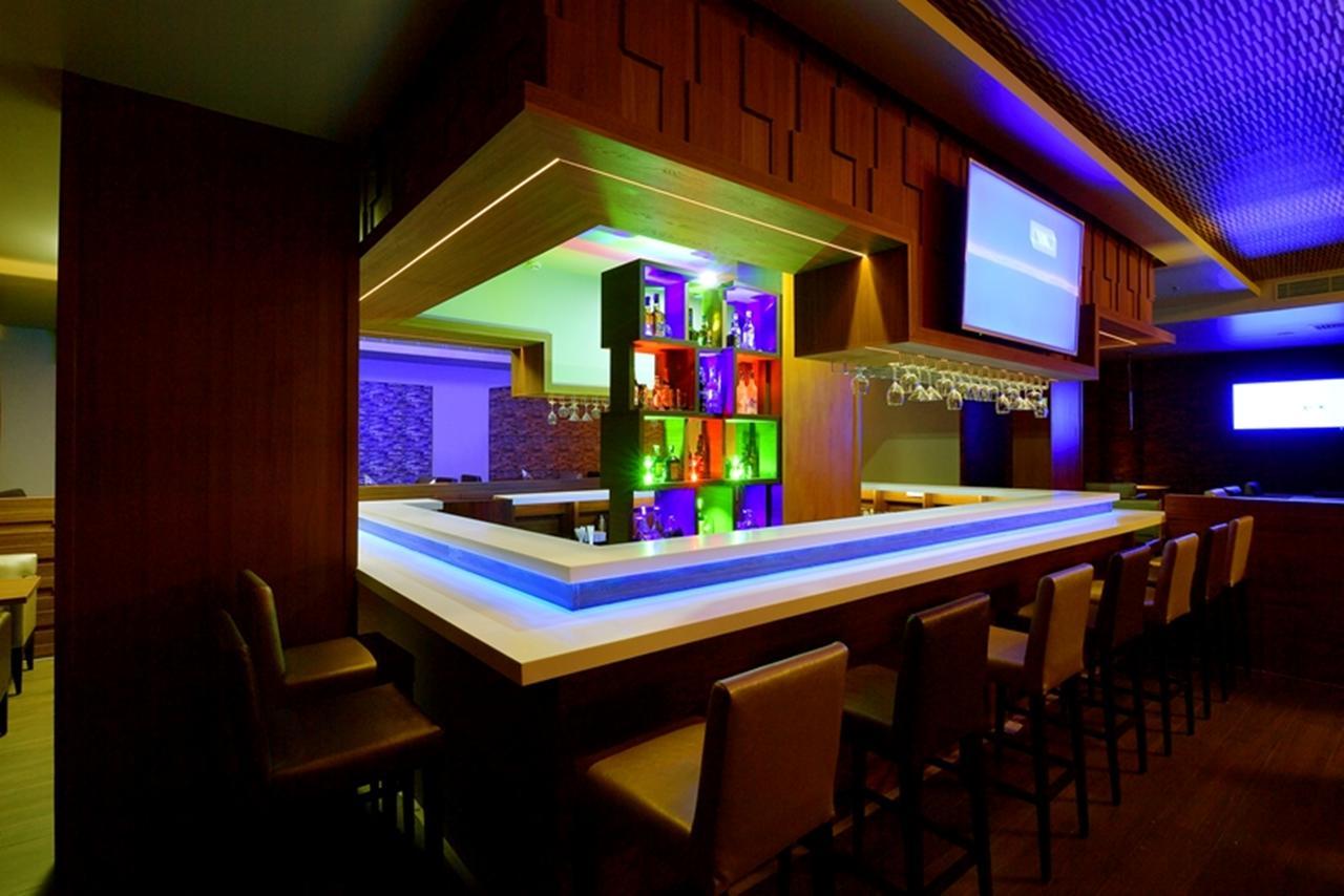 中央居酒店 特里凡得琅 外观 照片